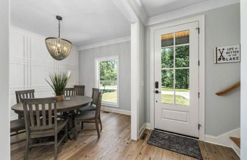 New Home, Dock, Home Theatre Projector, Hot Tub, Fire Pit, Kayaks - Foto 21