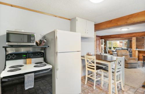 Stunning Lake View On A Nice & Quiet Relaxing Home - Foto 19