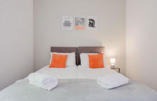 Pristine and Modern Home away from Home - Photo 22