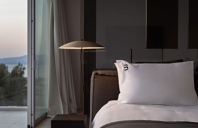 Black Stone Villa - Photo 3