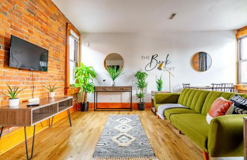 Jungle House Columbus Downtown Free Parking Sleeps 8 - Walk to Convention Center & Nationwide Arena - 1BR Short North Luxury Home - Over 5,800 Five Star Stays - Foto 28