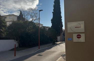 Superbe Appart 2ch, clim, terrasse, pkg, wifi, tv - Photo 19