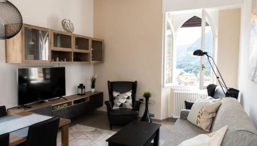 Bella Alda Beautiful Como Castle Penthouse - Foto 4