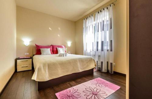 Countyside Retreat Six Bedroom Villa with Pool - Foto 15