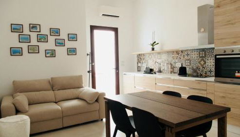 Newly Renovated-Holiday house with large garden - Foto 2