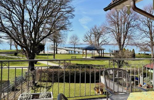 Ferienwohnung Residenz am See - exklusive Wohnung in erster Reihe mit Balkon und Seeblick - Photo 30