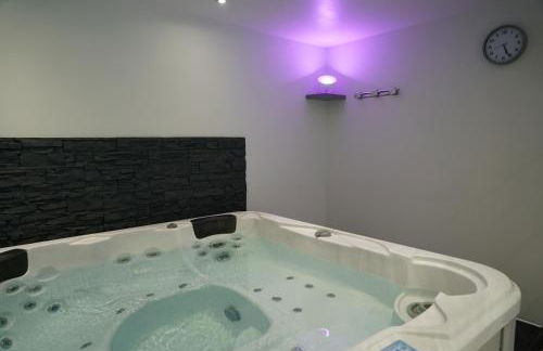 Appart&Spa - Photo 13