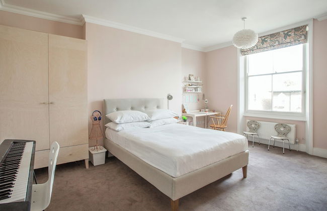 Leamington Road Villas II by Onefinestay - Photo 5