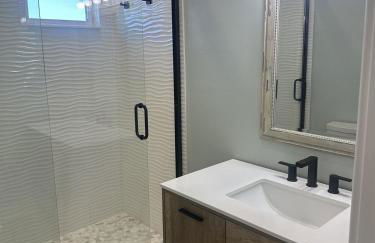 Top Deck Ocean View - 2 Br Ocean Views & Hot Tub - Foto 3