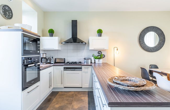 6 bedroom House in Caden with private pool and garden - Photo 8