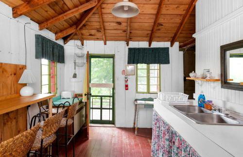 Four Bedroom Lakefront Cabin Rental near Hanover, New Hampshire - Foto 7