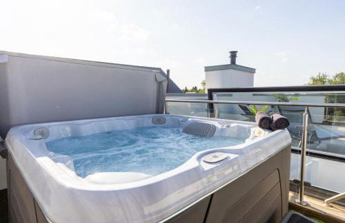 Mallards Way ML01 HOT TUB Lakeside Spa - Photo 22