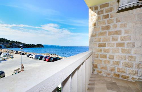 Apartmani Mira - Photo 34