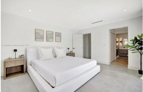 Waterfront Villa with 3 bedroom private suites - Foto 18