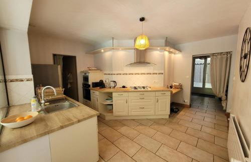 Maison proche commerce, 20 min du Futuroscope - Foto 22