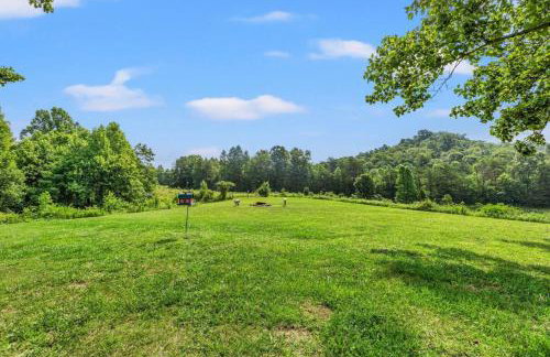 Heavenly Hideaway- Hot Tub, Firepit, Covered Patio - Foto 35