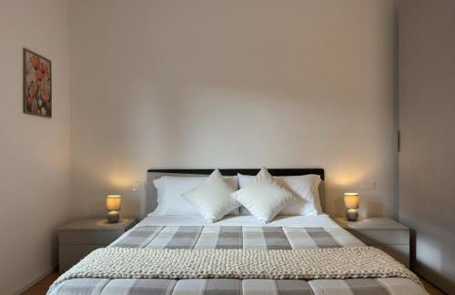 Residence Casa Palmira - Modern Apartments near Neɡrar Hospital - Valpolicella - Foto 4