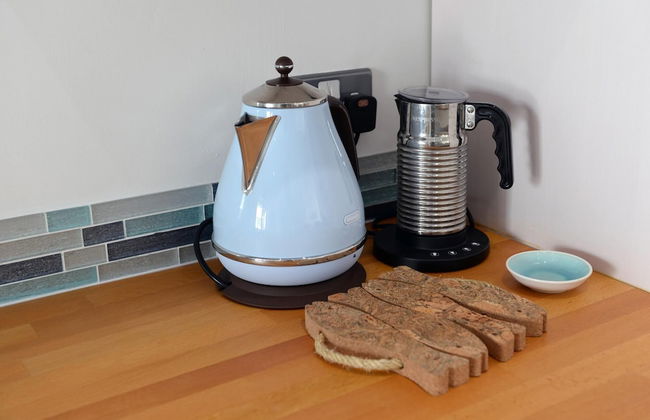 Valley Retreat - Peaceful Location, Walk to Beach, Parking - Photo 55