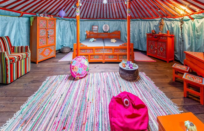 Lively Holiday Home With Garden, Barbecue, Garden Furniture - Foto 13