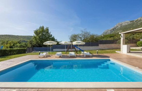 Three-Bedroom Apartment In Donja Ostrvica - Photo 10