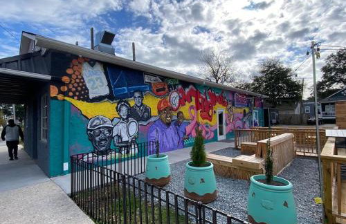 Larry's Love, Early check-in, late check-out! - Photo 26