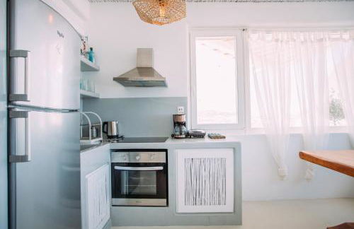 Mykonos Supreme Comfort Suites & Villas - Photo 16