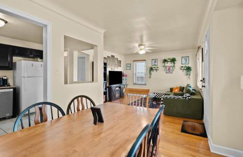 Game House in Royal Oak with Tiki Hut Dog Friendly - Foto 32