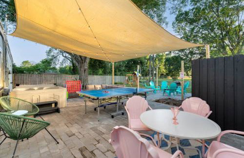 10 Minutes to Downtown with Jacuzzi, Pool Table, Ping Pong, and BBQ - Foto 37