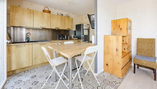 An Ti Gwerned - Proche Aéroport Rennes - Foto 3, stove