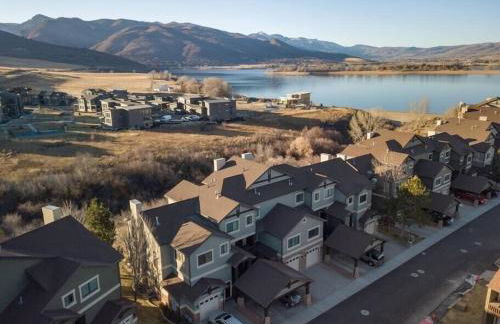 Lakeside Funscape LS33 Ski & Snowboard Hot Tub - Foto 1