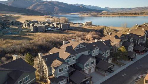 Lakeside Funscape LS33 Ski & Snowboard Hot Tub - Foto 1