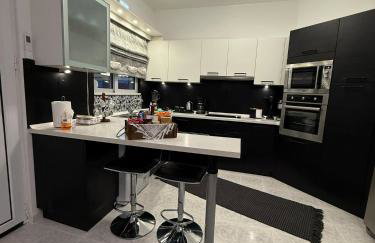 Katsaras House 3 Cozy Bedrooms - Photo 26