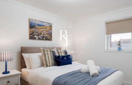 The Den at the Harbour - Photo 10