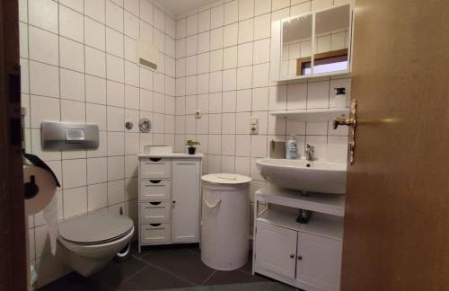 FeWo Innenstadt mit Dachterasse, Grill, bis 8 Personen, 3 SZ - Foto 17