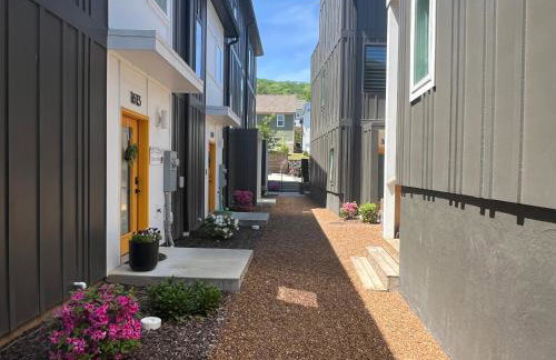 Minutes to Rock City, Ruby Falls, & Downtown - Photo 17