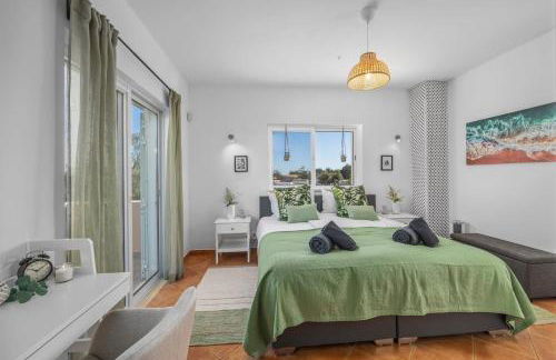 Stunning Countryside Villa w Private Garden & Pool - Foto 30