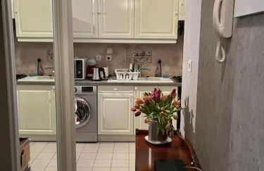 Le Clos du Chateau Rouge 3* avec Parking securisé - Foto 14