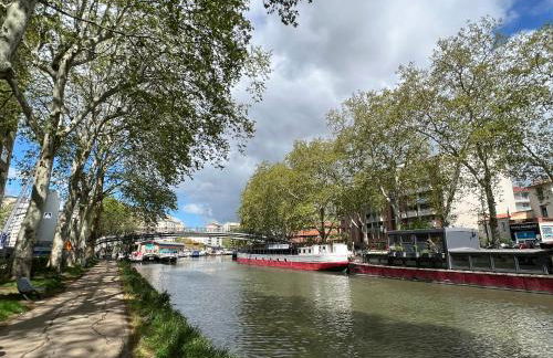 Sunset Duplex - Grand-Rond, Jardin des plantes, centre-ville, 2 BDRs 60m2, AC, Netflix - T3 60m2 avec clim - Foto 33