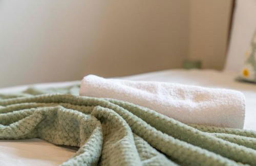 Warm Cosy Family Home With Free Parking - Foto 32