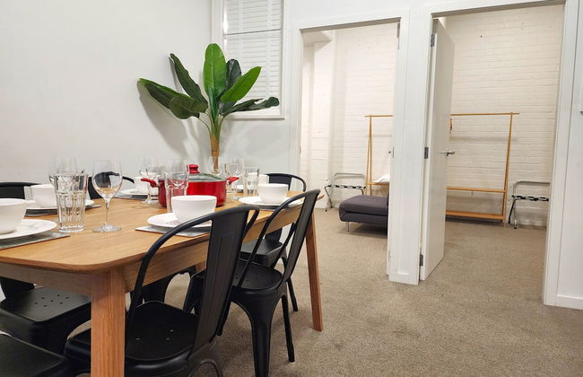 U Suites on Webb - Photo 53