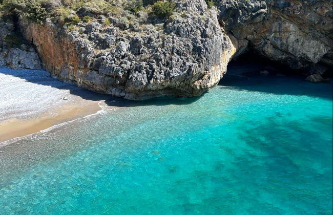 Giro in barca privata alla Costa del Mito - Foto 7