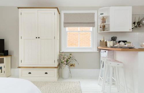 Stylish and homely 1 bed Edwardian Coach House - Foto 17