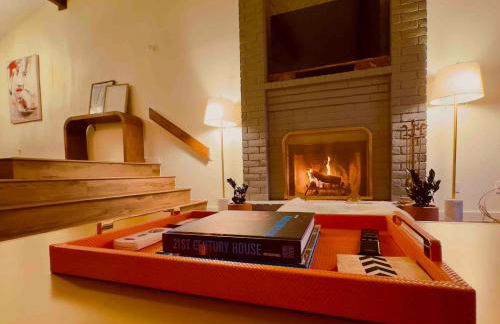 Art Deco Gem-King Suite-Hot Tub-Outdoor Fire Place - Foto 42