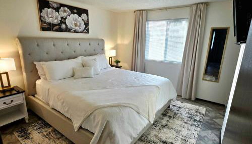 Cozy Luxury - King Bed, Coffee Bar, Sleeps 5 - Foto 2