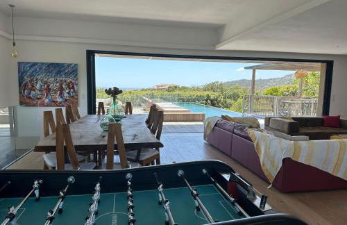 Villa de luxe surplombant la mer, piscine suspendue - Foto 17