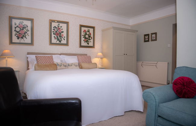 Milton House Studio Apartment Suites - Photo 13