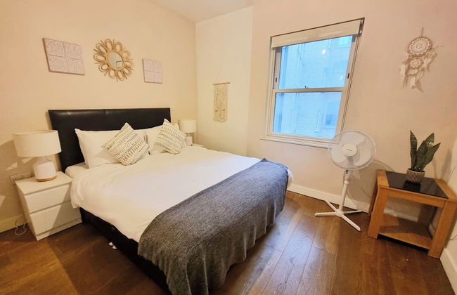 Liverpool Street Apartments - Photo 2