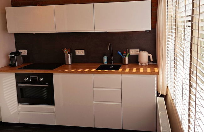 Cozy Holiday Home with Hot Tub in Lauwersoog by Lake - Foto 7