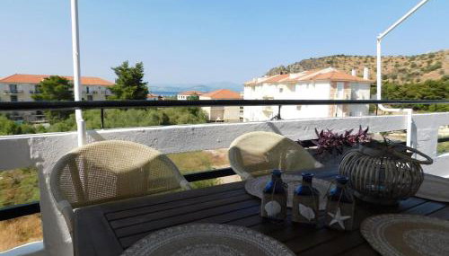 A Bright Home Away From Home - Foto 2