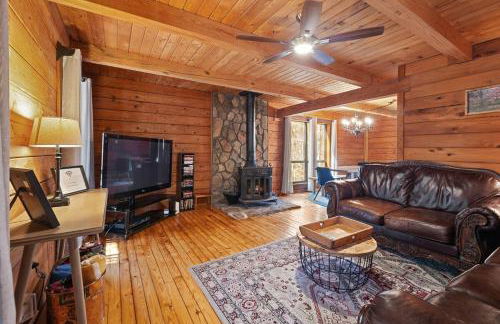 Woodsy Retreat-LakePoint In 5-Play Rest Repeat - Photo 2